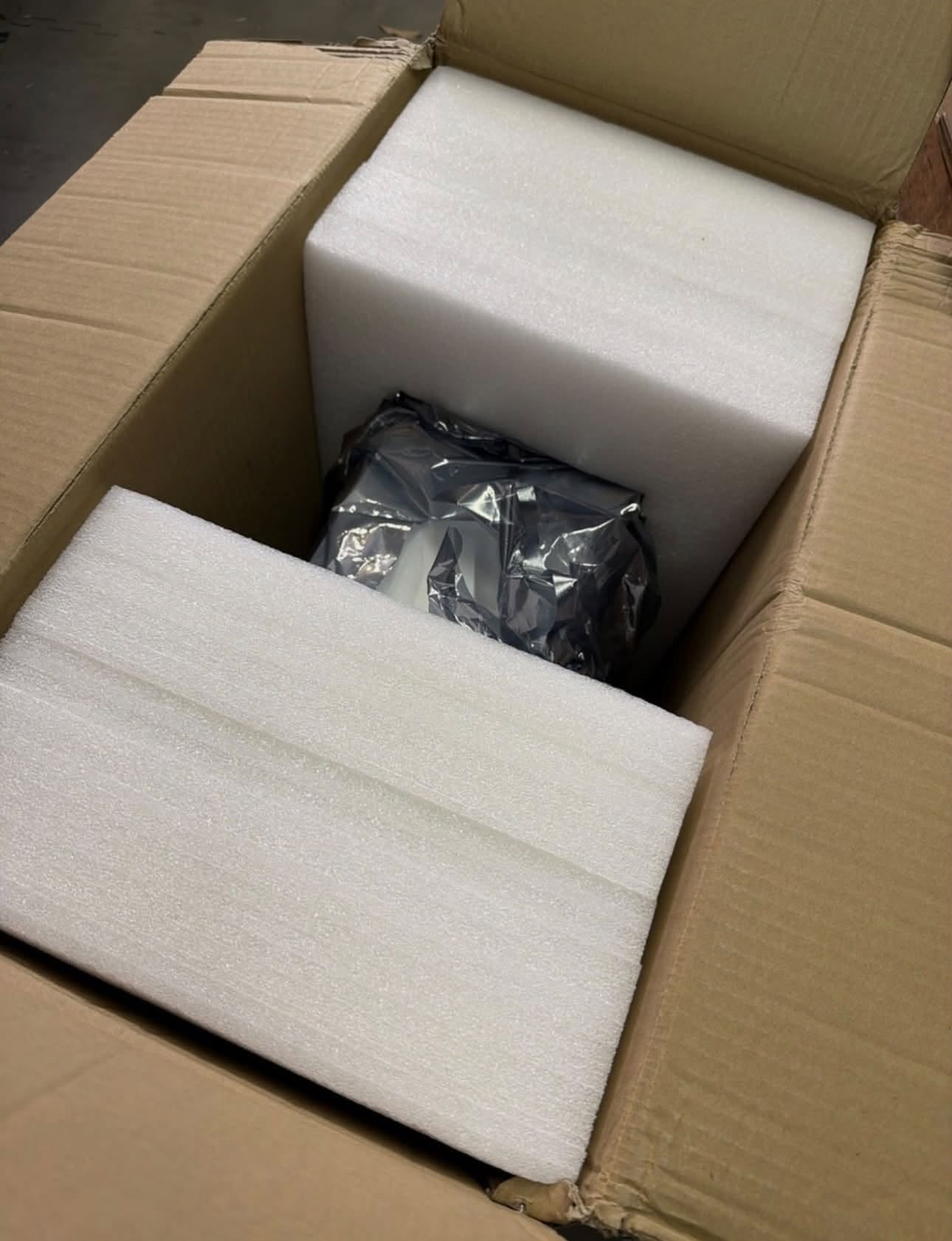 Bitmain Antminer S21 XP Hydro 473 TH