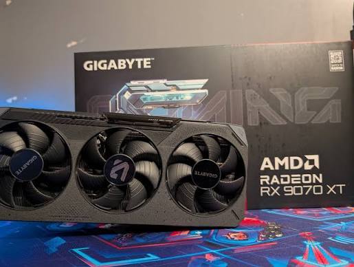GIGABYTE AMD Radeon RX 9070 XT GAMING OC ELITE 16GB GDDR6 Graphics Card High-Performance GPU