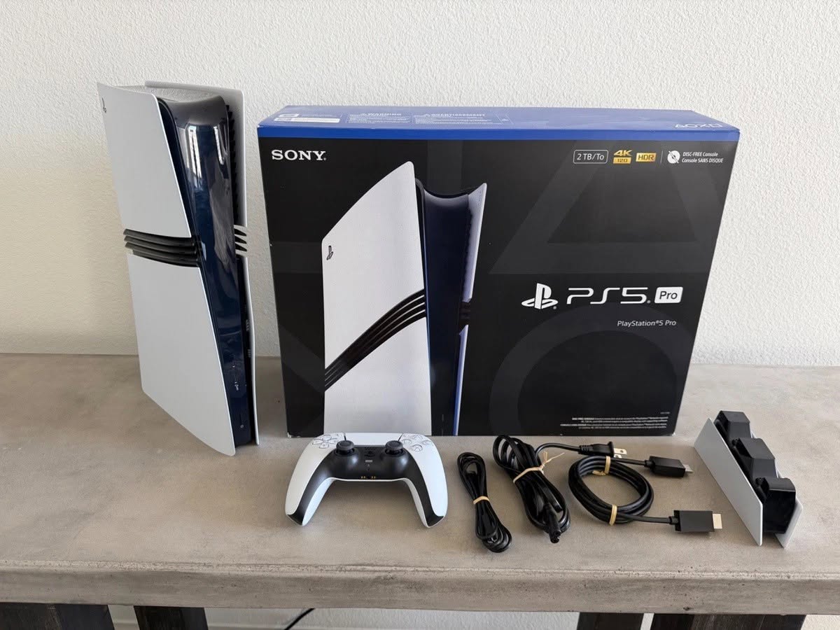 Sony PlayStation PS5 Pro 2TB igraća konzola , Sony PlayStation PS5 Slim konzola , Nintendo Switch 2 konzola, Microsoft Xbox Series X 2TB igraće konzole