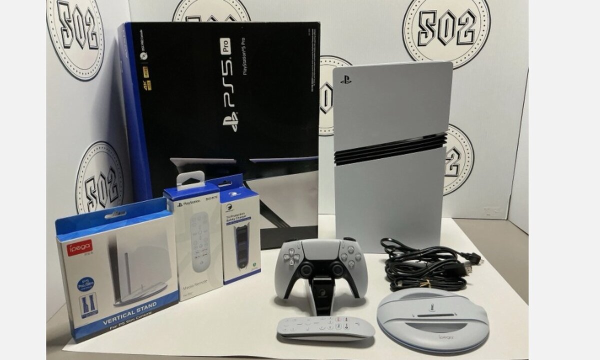Sony PlayStation PS5 Pro 2TB igraća konzola , Sony PlayStation PS5 Slim konzola , Nintendo Switch 2 konzola, Microsoft Xbox Series X 2TB igraće konzole